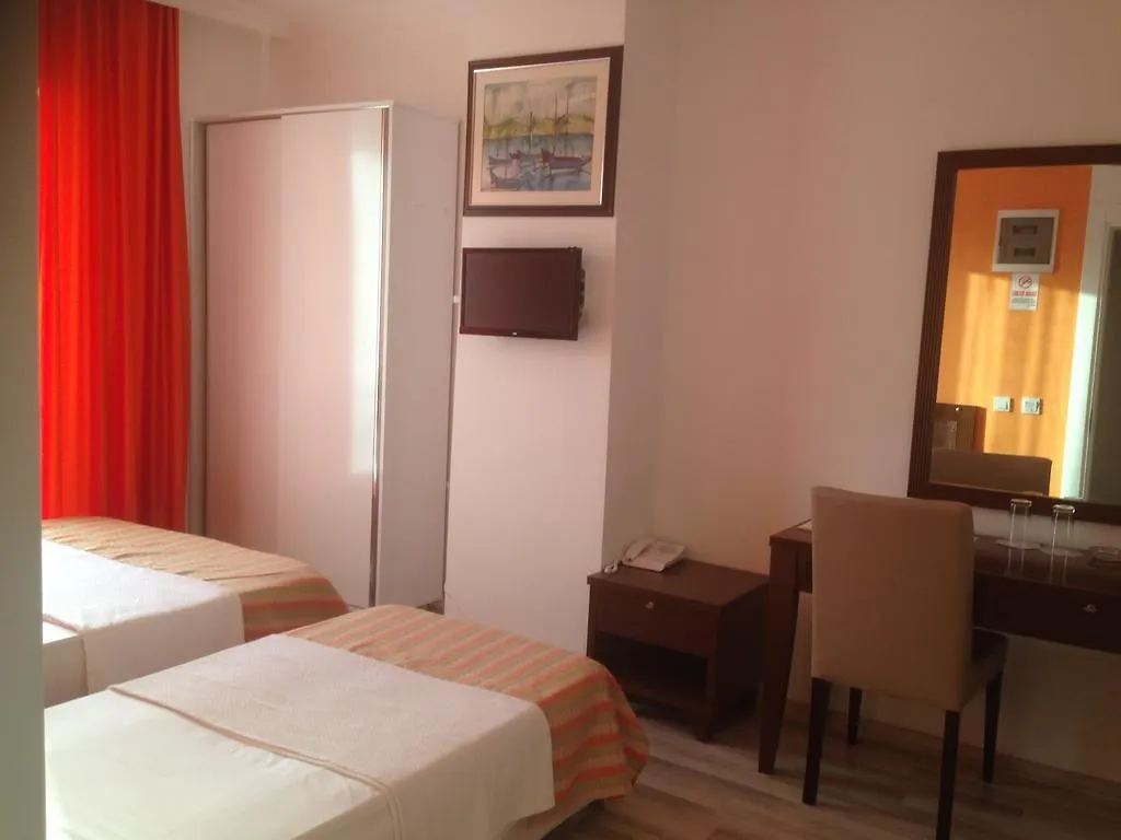 Mutado Hotel Antalya 2*,